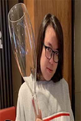 成都1片P资料完整版HD免费-成都相关影片观看时的版本选择与质量判断