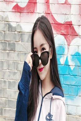 终结者1高清完整免费-查看前的注意事项